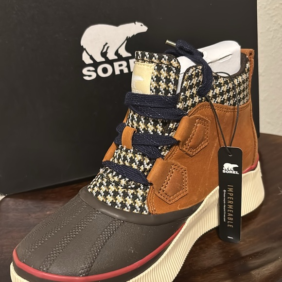 Sorel - Picture 3 of 7